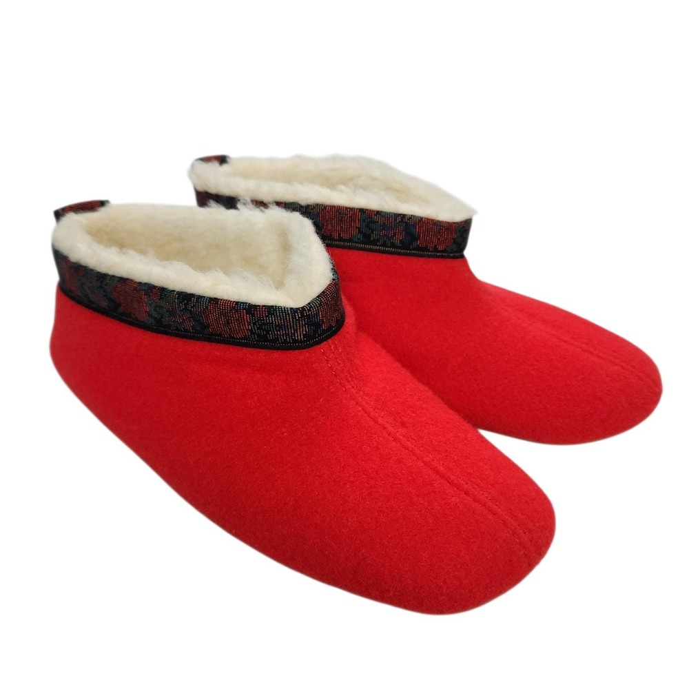 VTG Softspots Stockholm Slippers 10W Wide Red Felt Faux Fur Trim Nordic